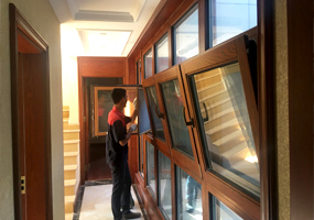 東有集成門窗系統